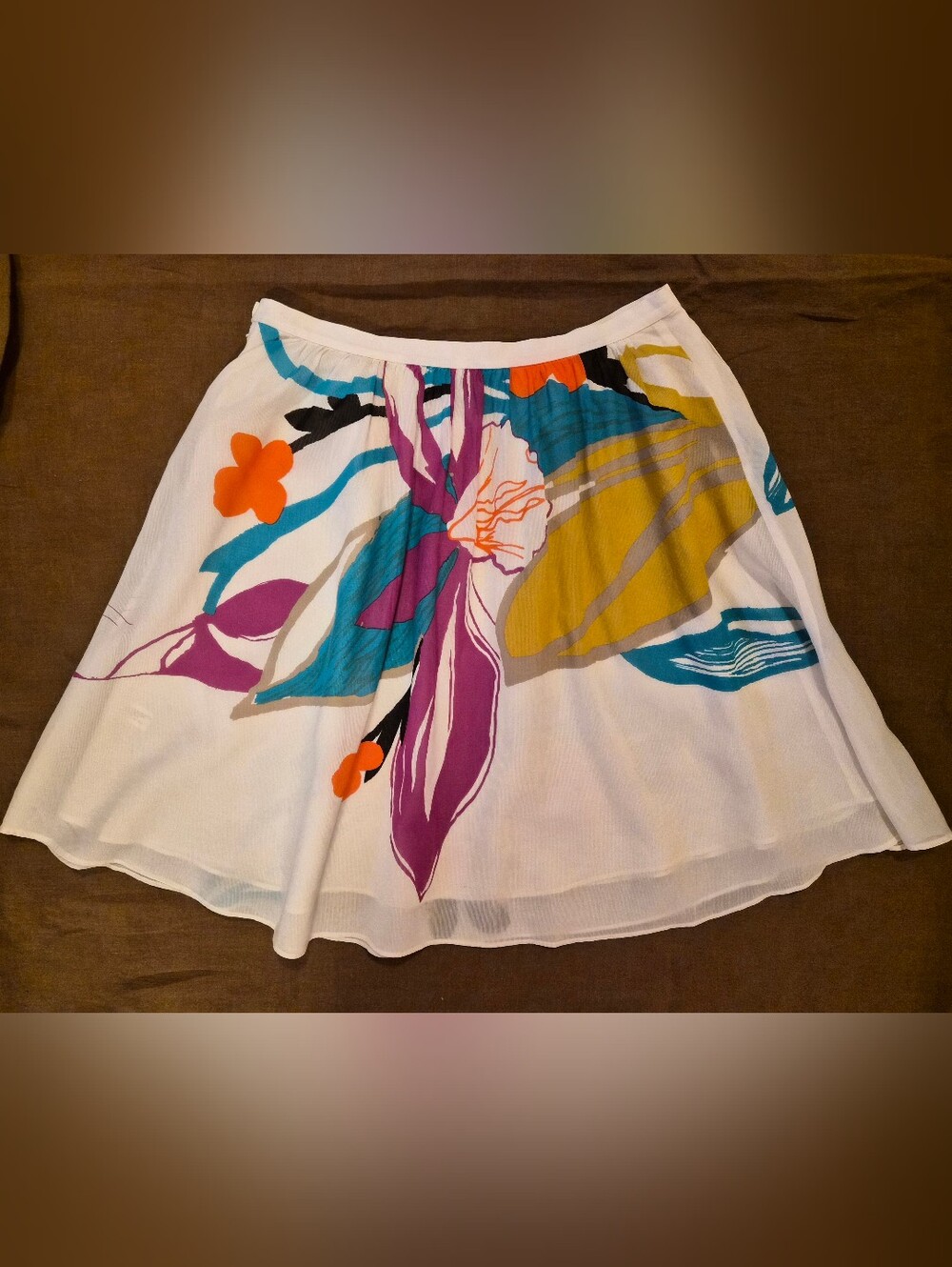 Club Monaco Silk Cotton Blens Skirt with Multicolor Floral Print